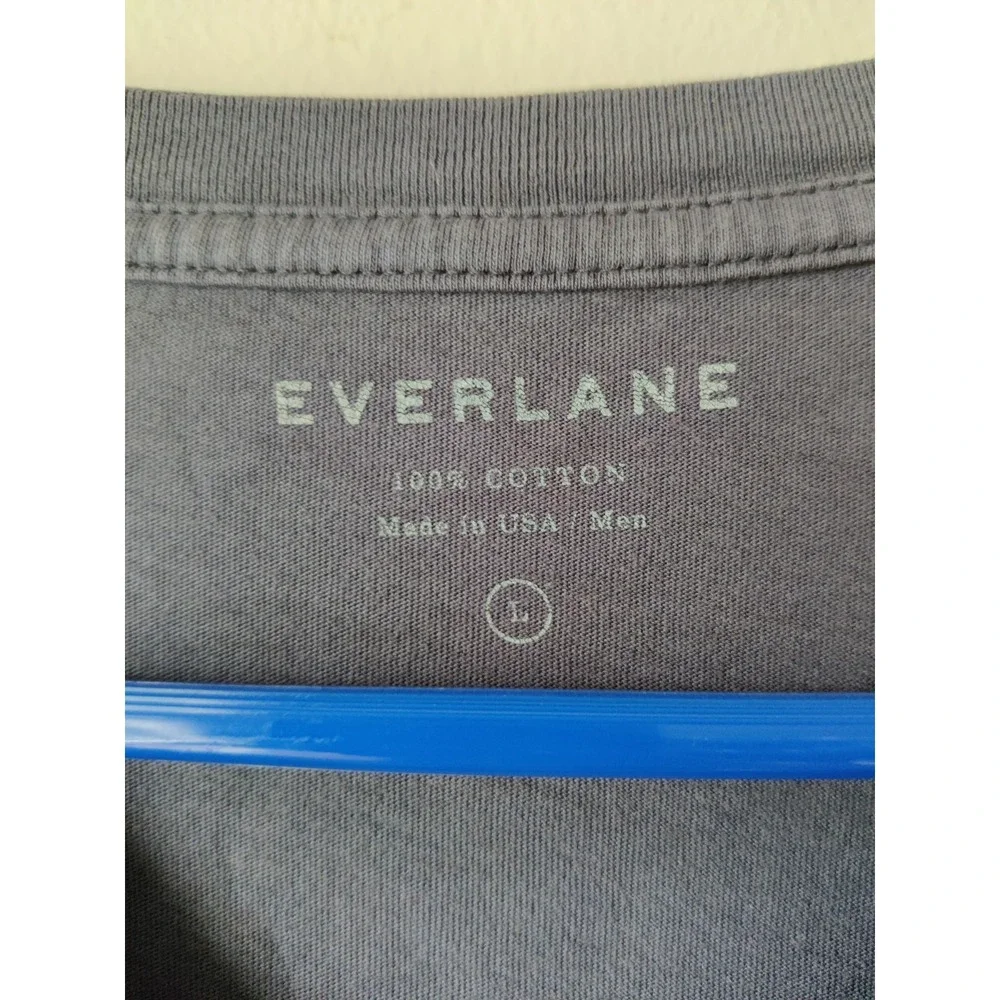 Everlane Men's L 100% Cotton Short Sleeve V-neck T-shirt Blue/Gray Made In USA - Picture 3 of 4